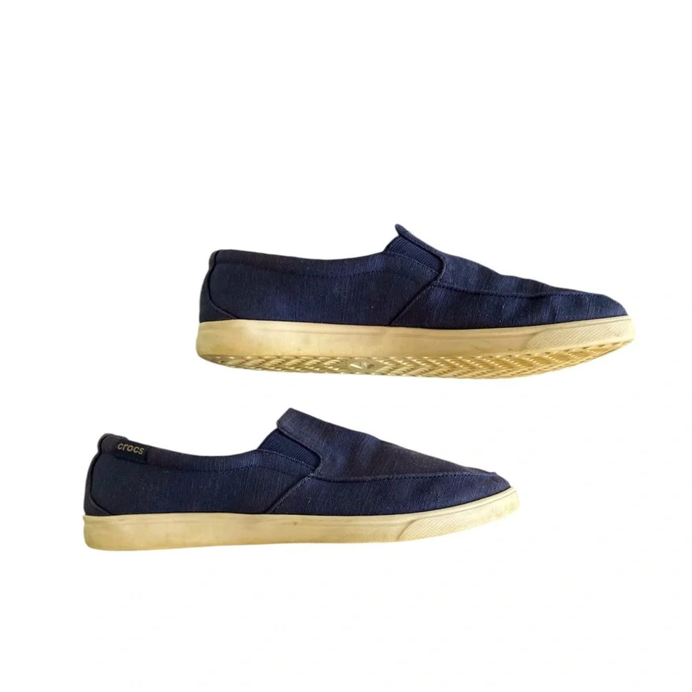 CROCS simple errands minimal